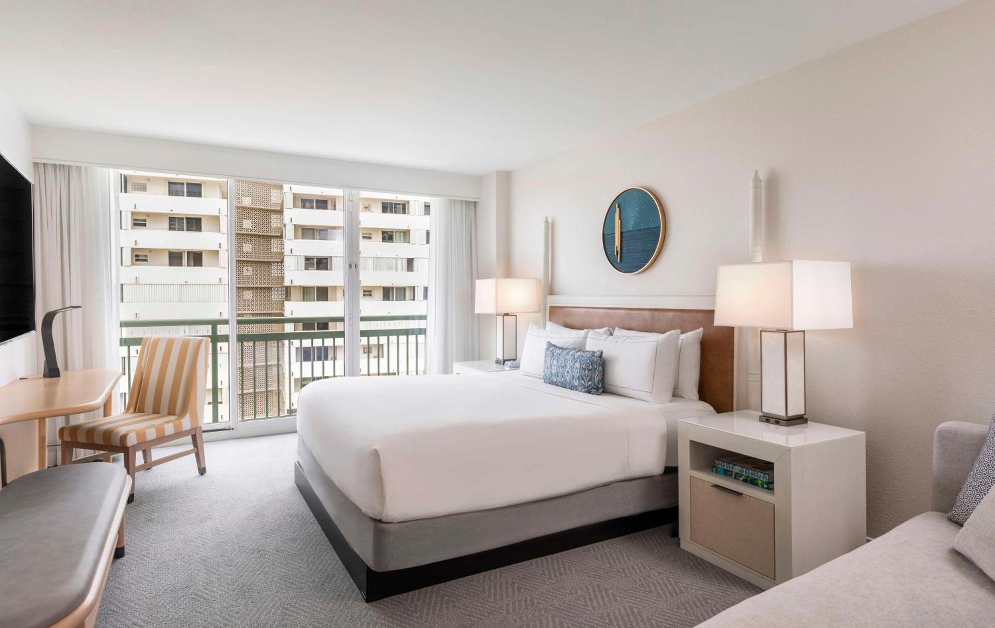 The Singer Oceanfront Resort, Curio Collection By Hilton Riviera Beach Extérieur photo